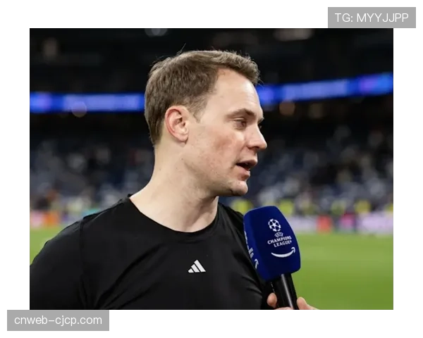 诺伊尔的关键扑救：拜仁门神化解姆巴佩近距离射门